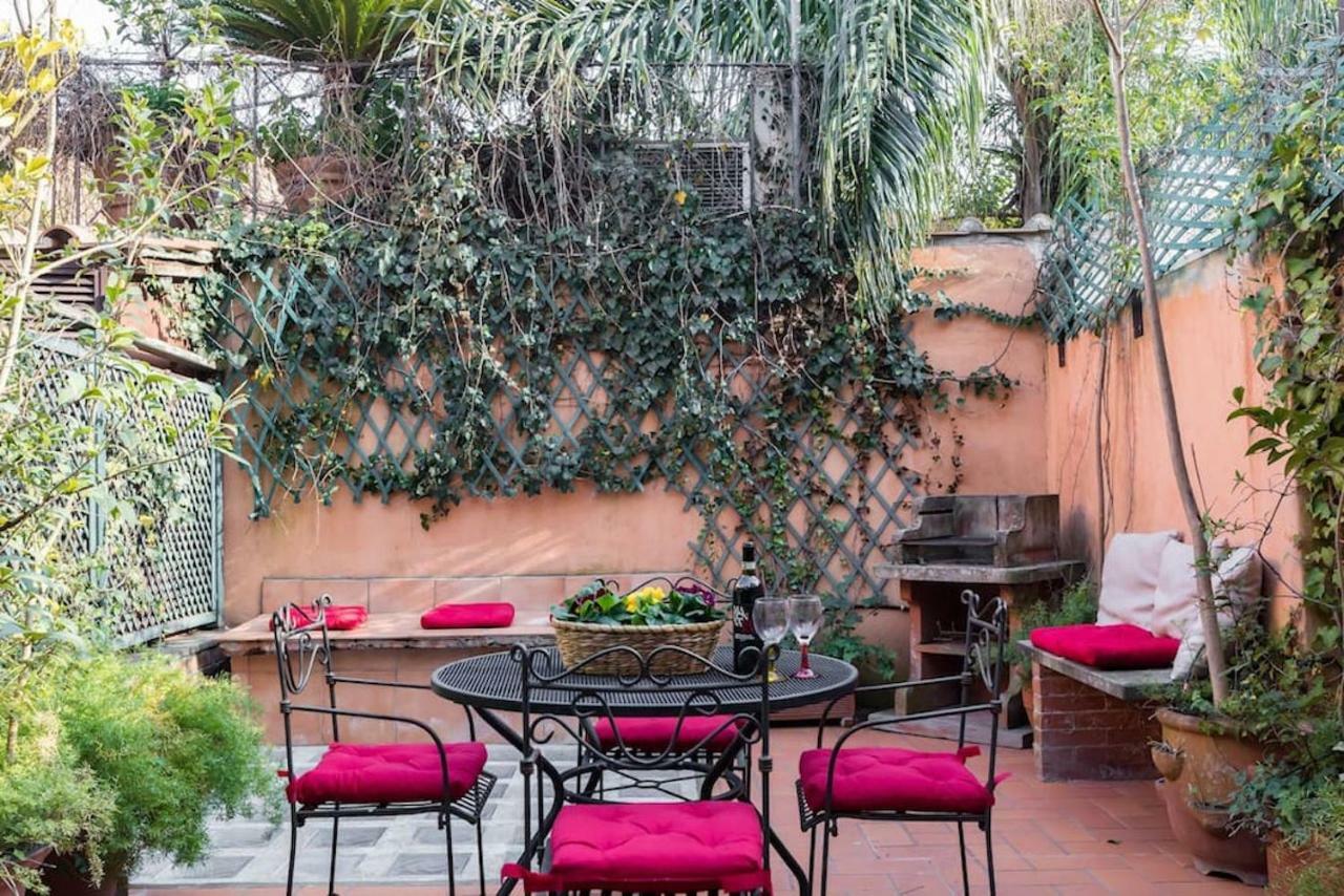 Casa de férias Cedro Terrace&jacuzzi - Loft In Trastevere Roma